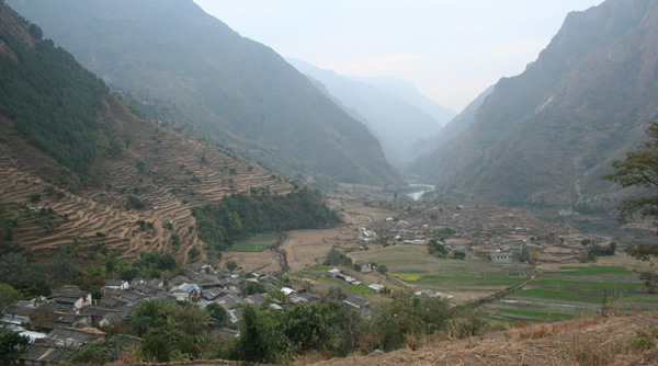 ネパール・ヒマラヤ、ナルチャン村