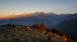 ネパールの6～9月は